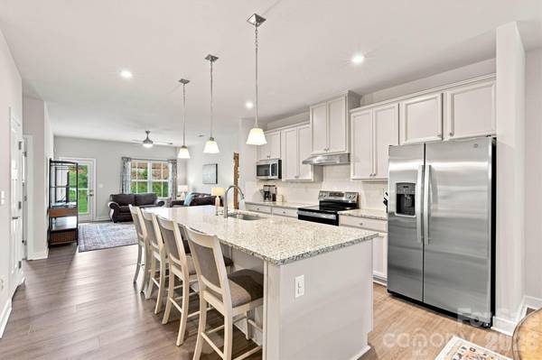 720 Hazel WAY, Denver, NC 28037