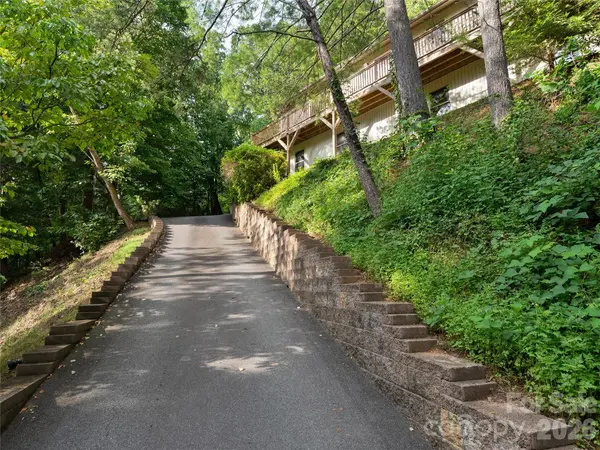 63 Independence BLVD, Asheville, NC 28805