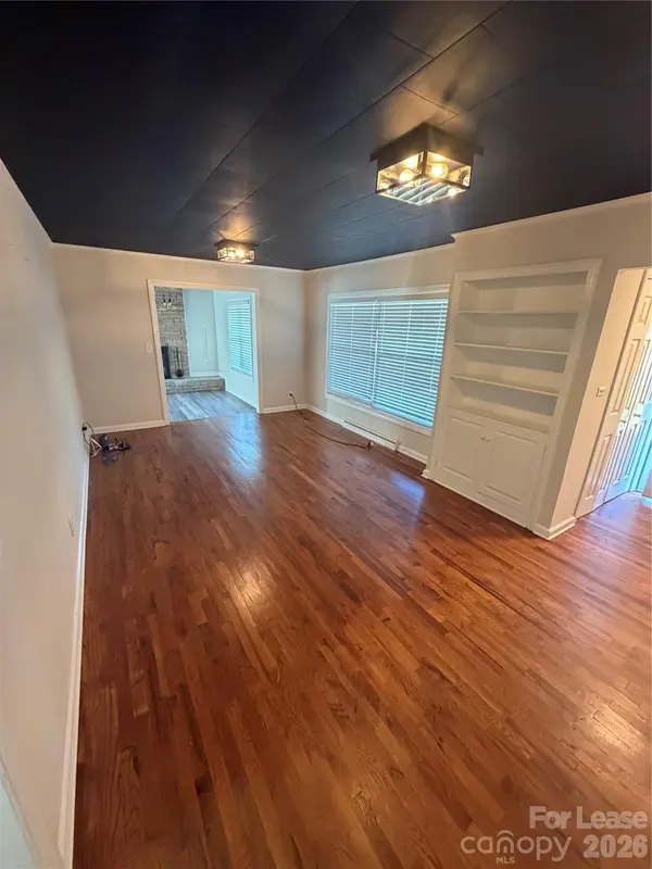 101 McEntire AVE, Morganton, NC 28655