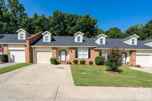566 Camrose CIR NE, Concord, NC 28025
