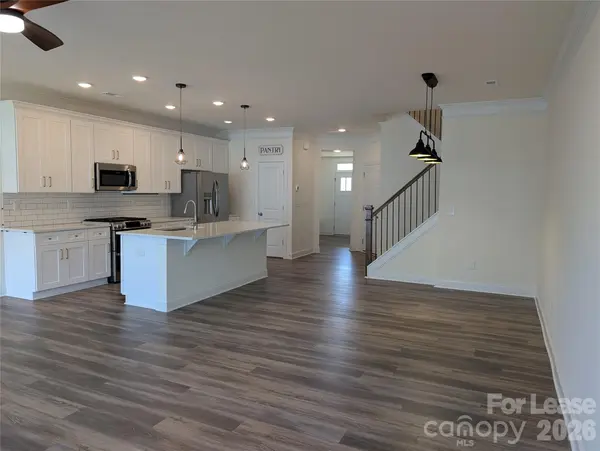 6324 Keeton LN, Harrisburg, NC 28075