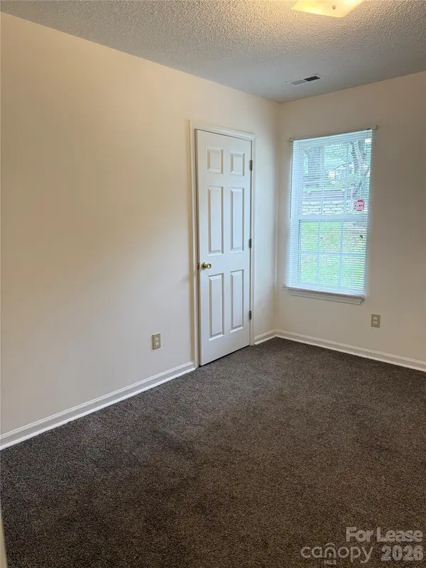 1208 W Walnut AVE, Gastonia, NC 28052