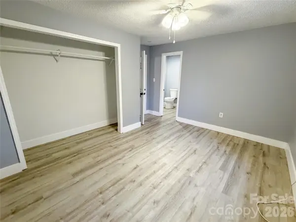 107 Drake ST, Gastonia, NC 28052