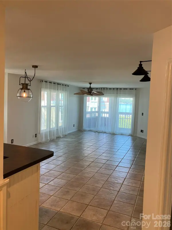 820 Southwest DR, Davidson, NC 28036