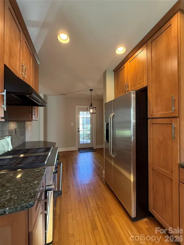 2218 Norcross PL, Charlotte, NC 28205