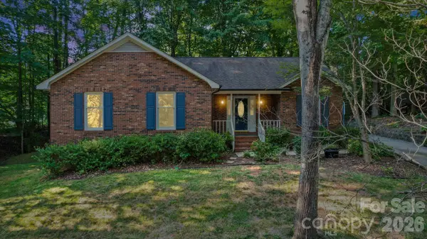821 Deer Path PL, Mooresville, NC 28115