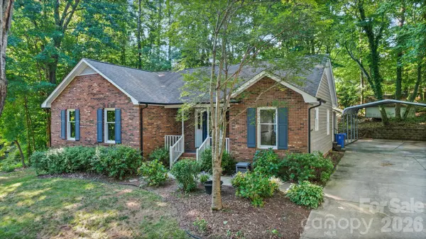 821 Deer Path PL, Mooresville, NC 28115