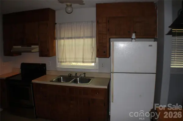 6791 Glover LN, Stanley, NC 28164