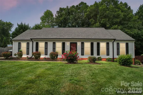 2114 Varden CT, Charlotte, NC 28208