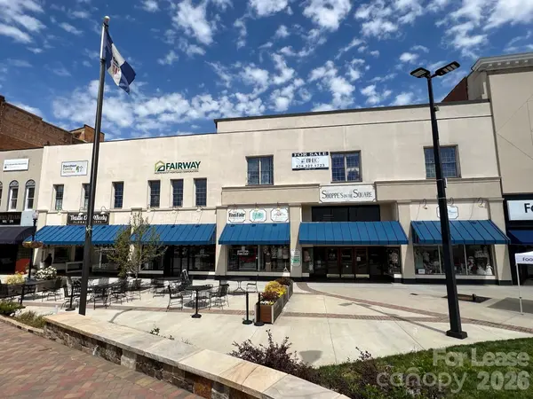 246 Union SQ #306, Hickory, NC 28601
