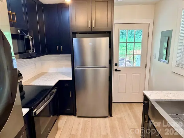 1448 Academy ST, Charlotte, NC 28205