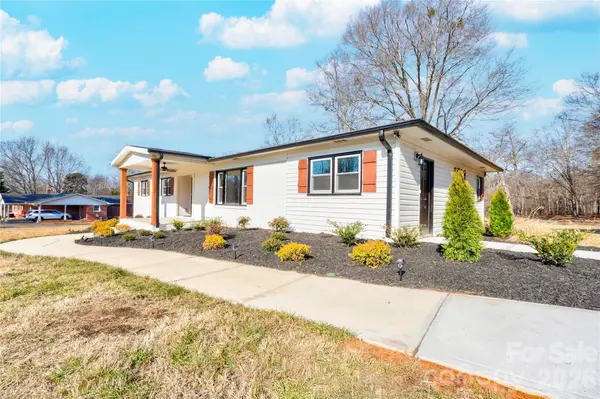 226 Hardin CIR, Grover, NC 28073