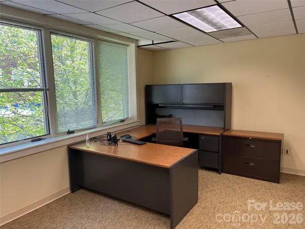 71B N Market ST, Asheville, NC 28801