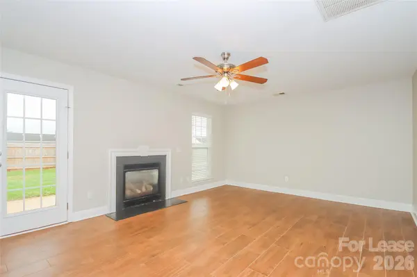 2218 Taras Trace DR, Statesville, NC 28625