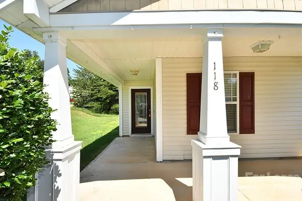 118 Peterborough DR, Mooresville, NC 28115