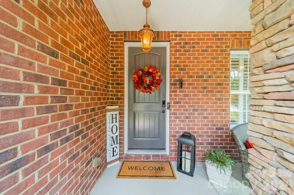 9428 Ardrey Woods DR, Charlotte, NC 28277