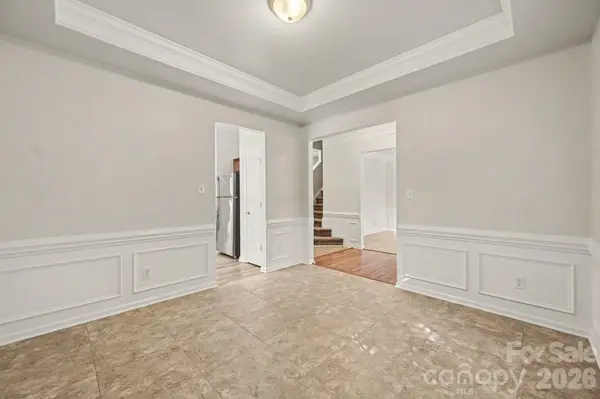 400 Amersham LN, Waxhaw, NC 28173