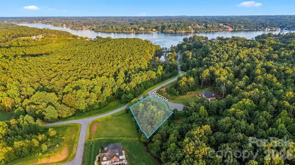 5940 Vintage CT #14 & 15, Granite Falls, NC 28630