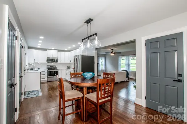 476 Summit AVE, Statesville, NC 28677