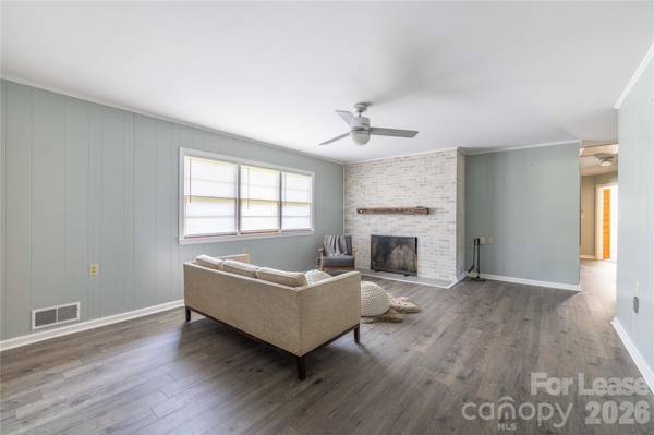 34 Willow ST, Badin, NC 28009