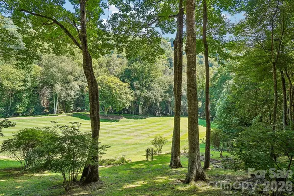 311 Wonderly LN, Mars Hill, NC 28754