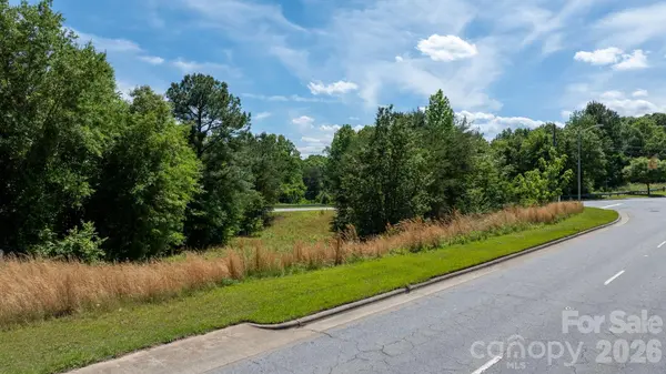 1610 1st ST W, Conover, NC 28613