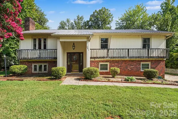 361 River RD, Advance, NC 27006