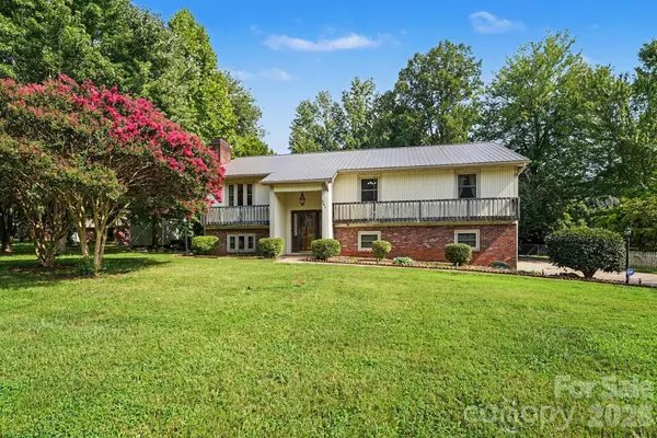 361 River RD, Advance, NC 27006