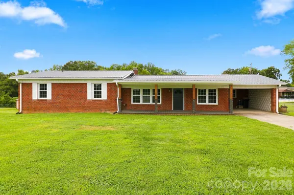 1664 Chase High RD, Forest City, NC 28043
