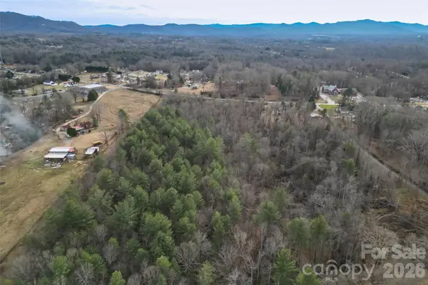 1919 US 70 HWY E, Morganton, NC 28655
