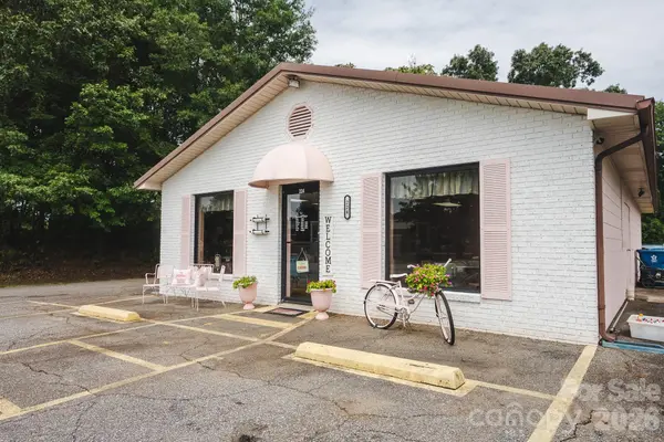 224 School DR, Taylorsville, NC 28681