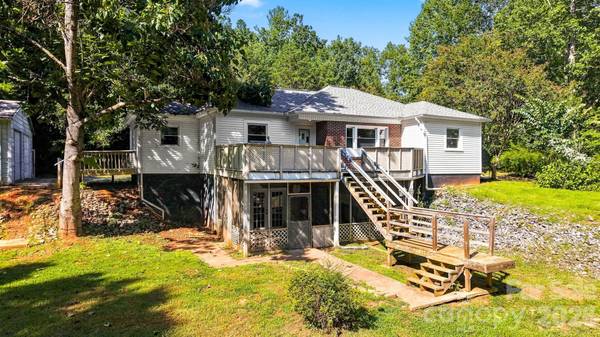 3436 Cannon Ridge RD, Lenoir, NC 28645