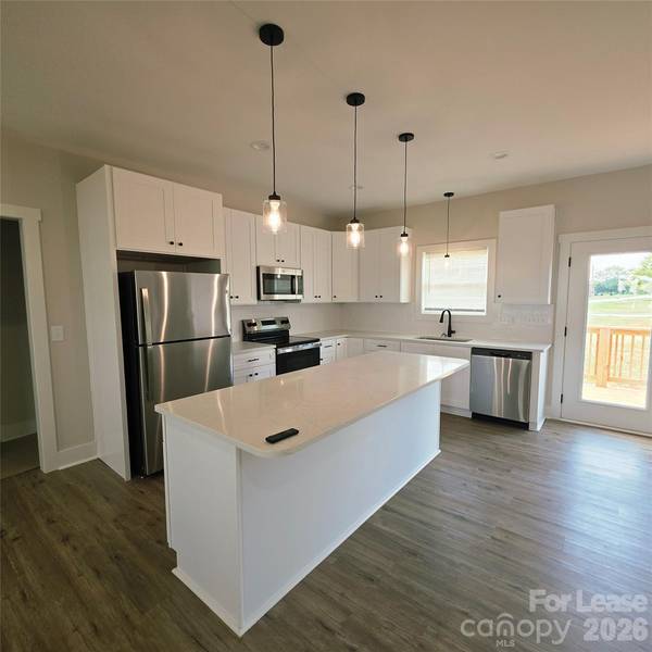 118 Wetmore RD, Woodleaf, NC 27054