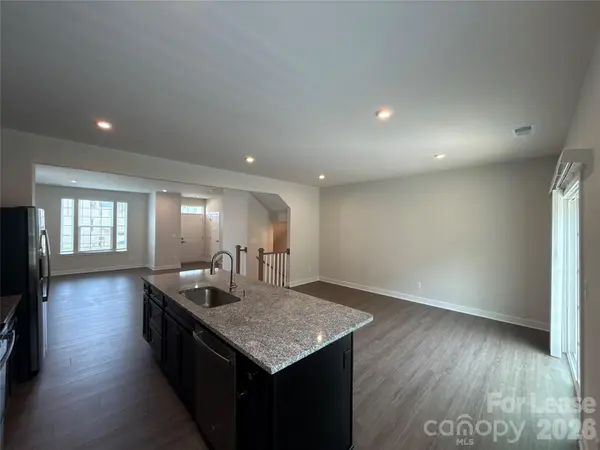 422 Serenity CIR, Cramerton, NC 28032