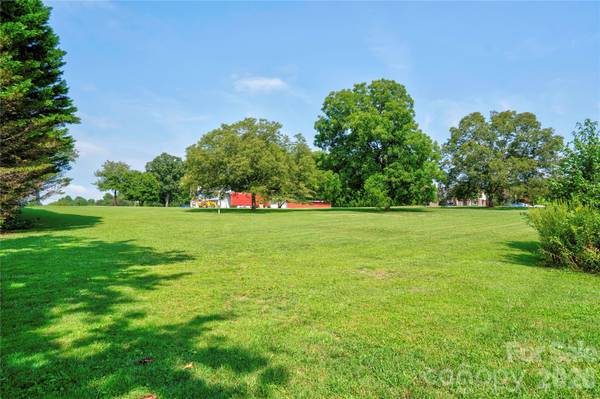 000 Fallston RD, Fallston, NC 28090