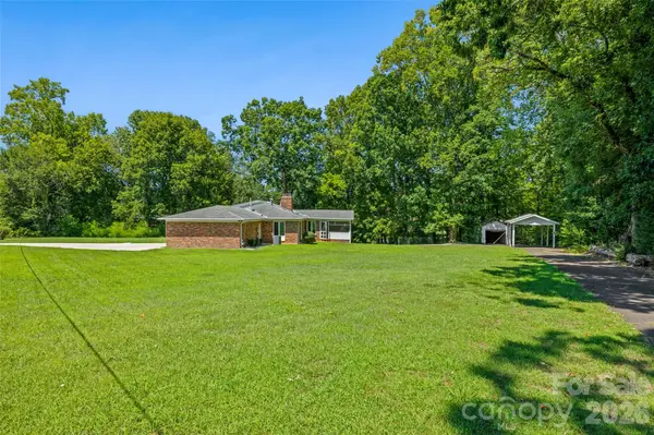233 Laburn AVE, Charlotte, NC 28214