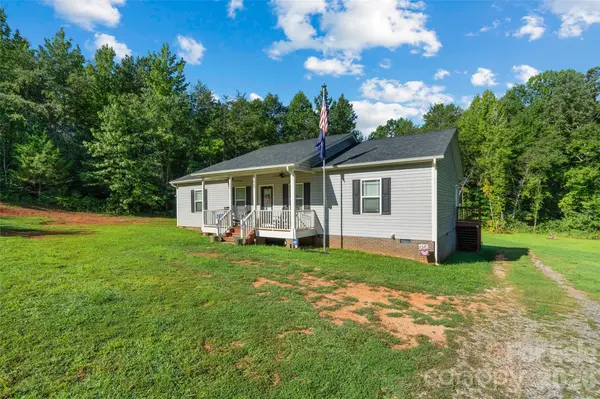 165 Rambler LN, Blacksburg, SC 29702