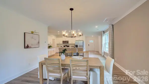 135 Sugg TRL, Weaverville, NC 28787