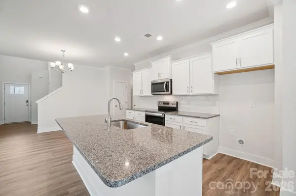 137 Sugg TRL, Weaverville, NC 28787