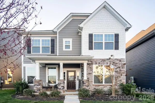 15625 White Quartz LN, Davidson, NC 28036