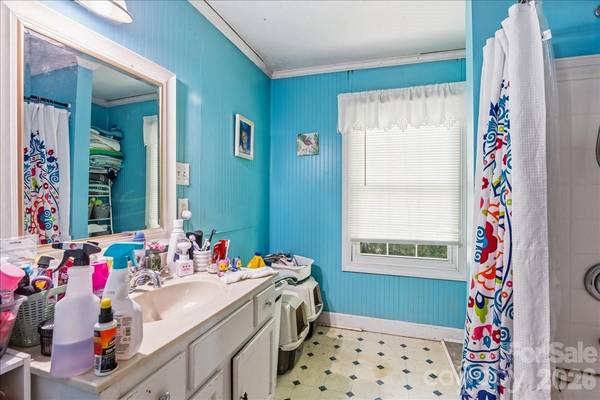 193 Duckworth AVE, Brevard, NC 28712