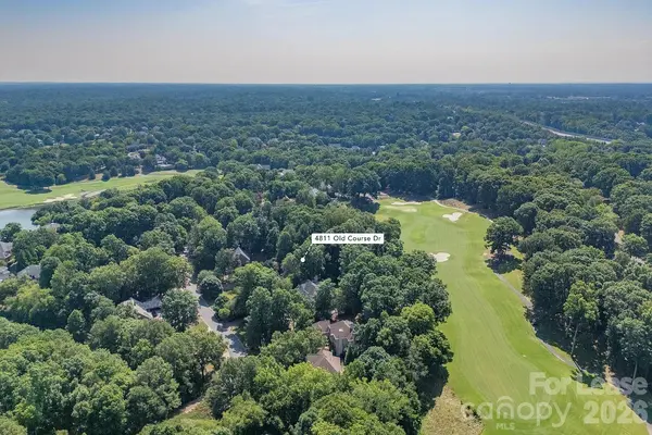 4811 Old Course DR, Charlotte, NC 28277