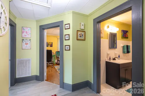 1030 N Jackson ST, Salisbury, NC 28144
