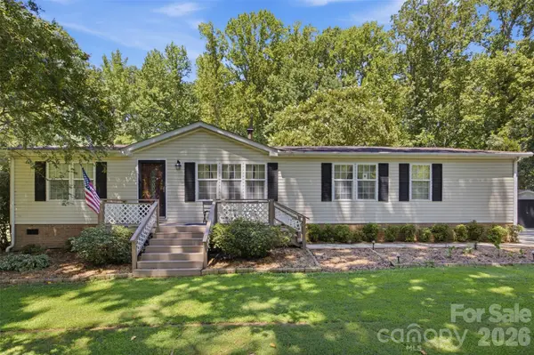 185 Payne ST, Mount Holly, NC 28120