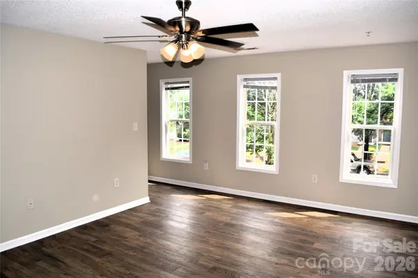 113 Steam Engine DR #203, Mooresville, NC 28115
