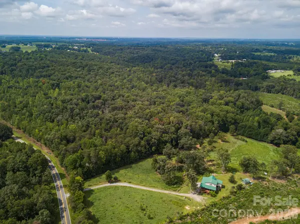 99999 Lail RD, Rutherfordton, NC 28139