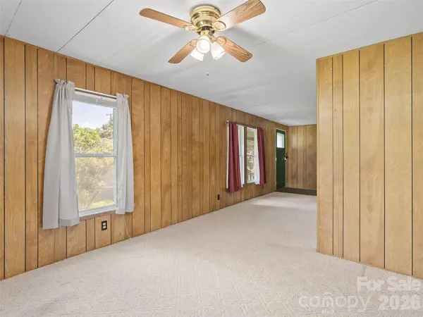 1254 Sulphur Springs RD, Waynesville, NC 28786