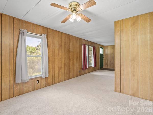 1254 Sulphur Springs RD, Waynesville, NC 28786