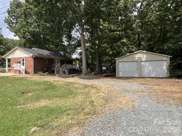 611 Woodland DR, Rockwell, NC 28138
