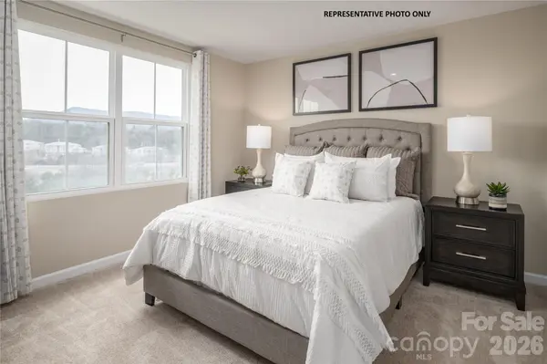5880 Granbury DR, Kannapolis, NC 28081